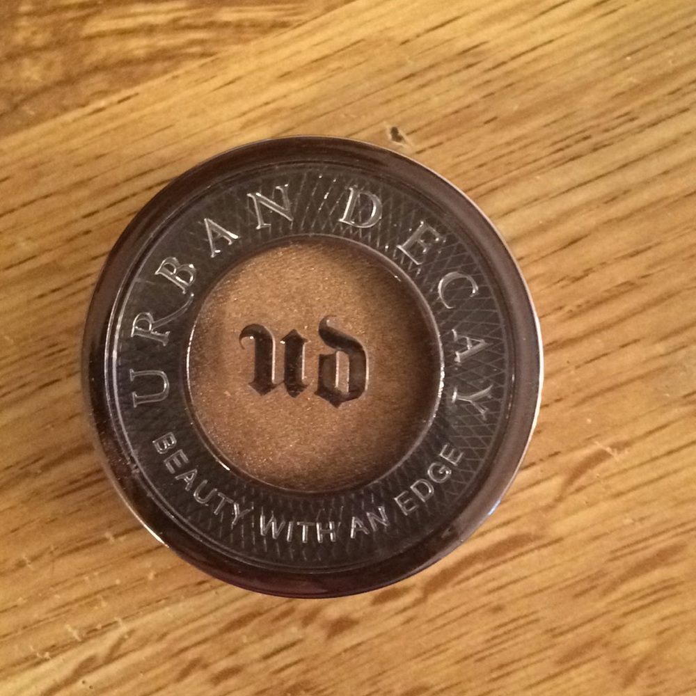 Urban Decay Eyeshadow in Half Baked